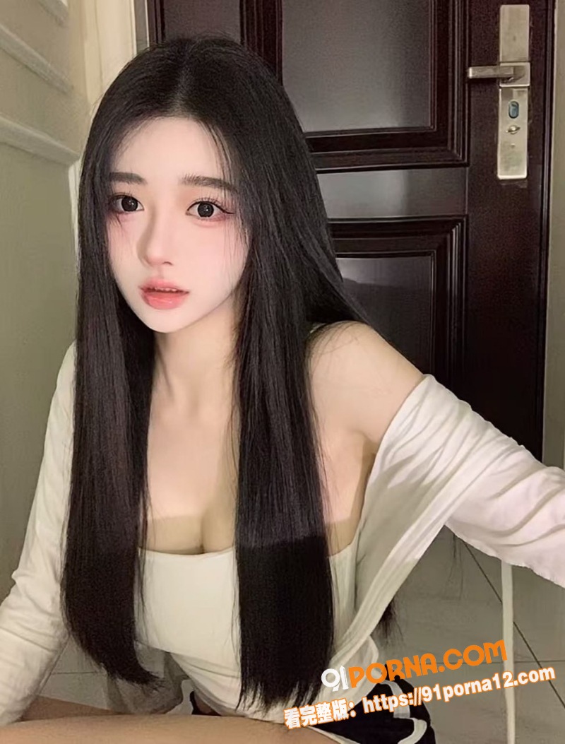 顶级御姐出租屋开直播 高...（1）