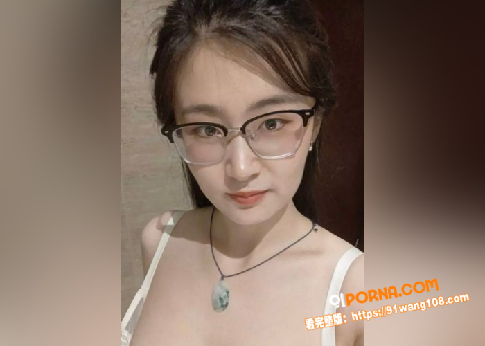 极品少妇背着老公出轨，被...（2）