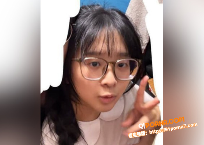 香港极品反差学妹朱双双,...（3）
