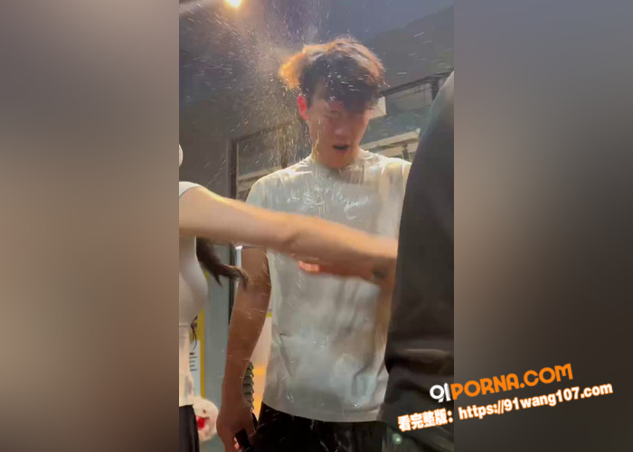 万达鹭港健身房男教练 郭...（4）