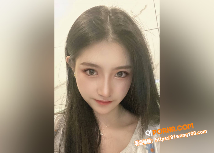 极品女大学生被富二代包养...（3）