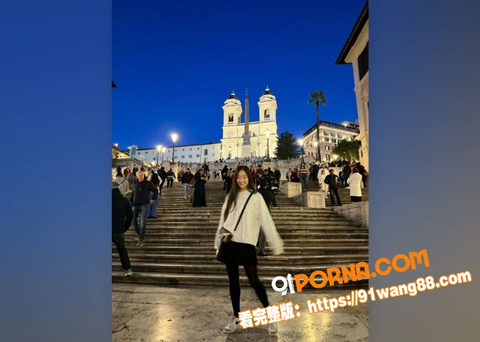 推特极品反差婊 清纯的外...（1）