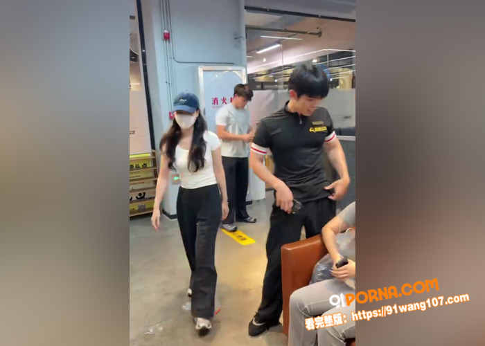 万达鹭港健身房男教练 郭...（6）