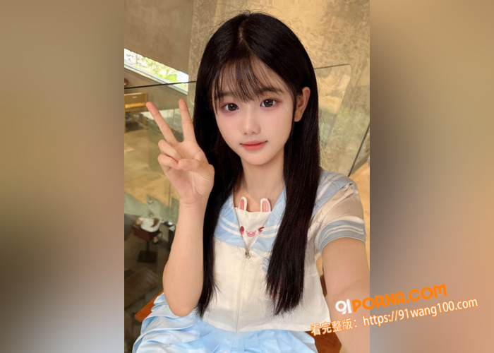 高颜值白T恤乖乖女 与憨...（2）