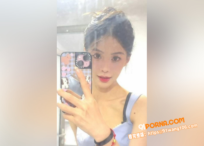 极品女神反差母狗女友被调...（1）