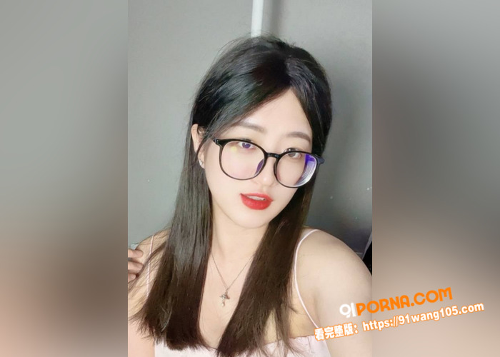 精神小妹在男友的调教下成...（3）