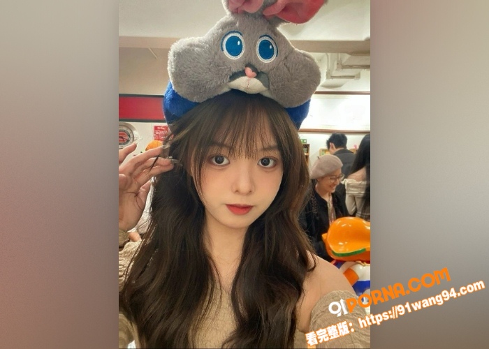 高颜值美女 李菲婷 因欠...（1）