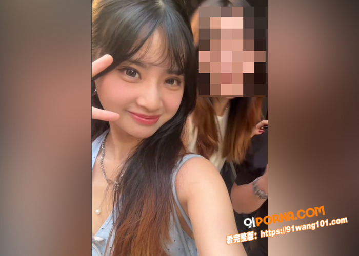极品少妇 被继子按在床上...（3）